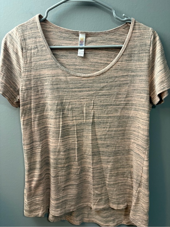 LuLaRoe Tops - LuLaRoe Beige Heathered Scoop Neck Short Sleeve Top
